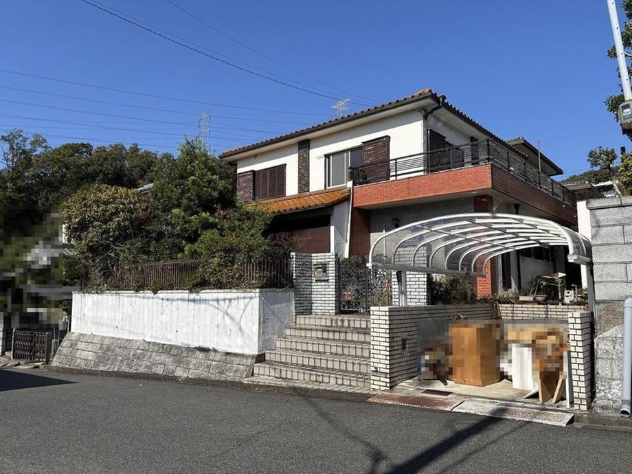 7LDK house in Kashiba, Nara - Photo 1