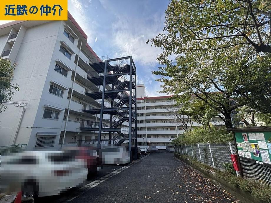 3DK apartment in Kashiwara, Osaka - Photo 1