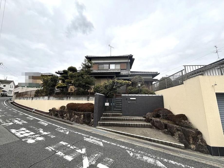 4LDK house in Koryo, Kitakatsuragi District, Nara - Photo 1