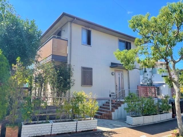 5LDK house in Shijonawate, Osaka - Photo 1