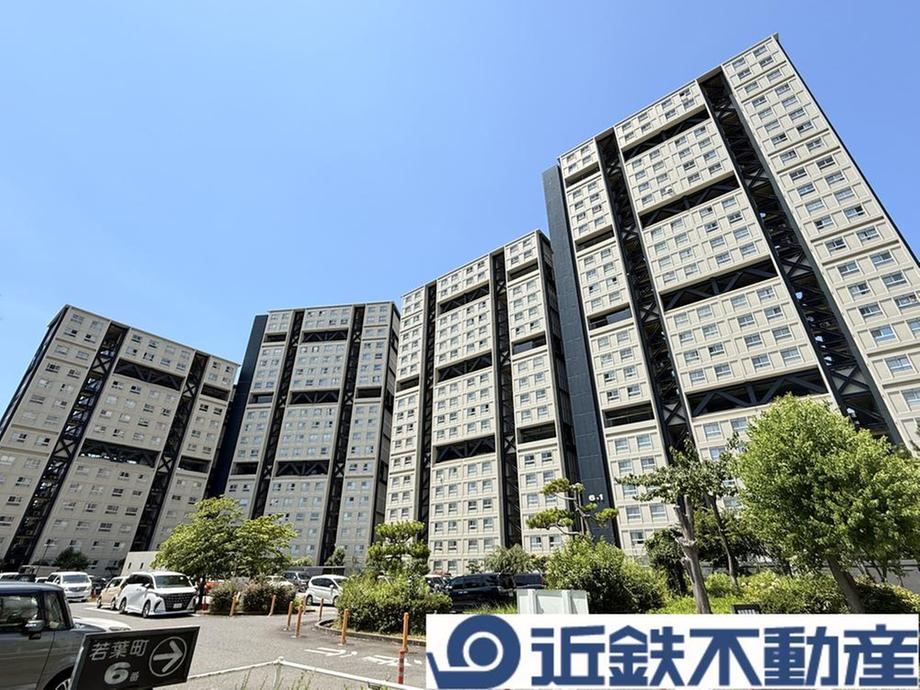 2LDK apartment in Ashiya, Hyogo - Photo 1