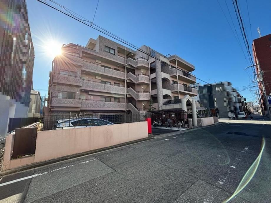2LDK apartment in Ashiya, Hyogo - Photo 1