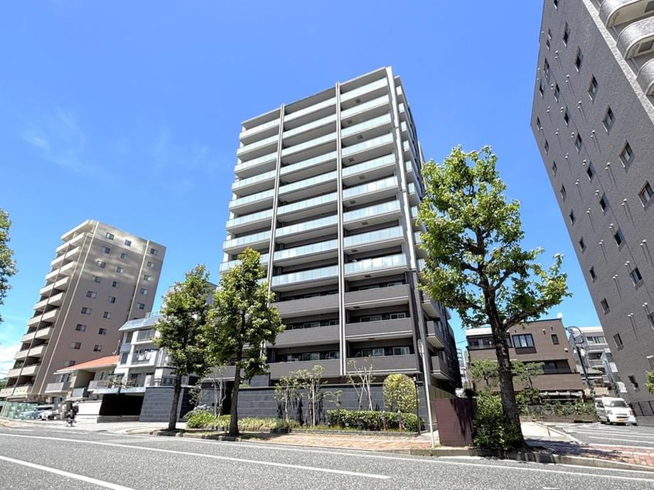 2LDK apartment in Naka Ward, Hiroshima - Photo 1
