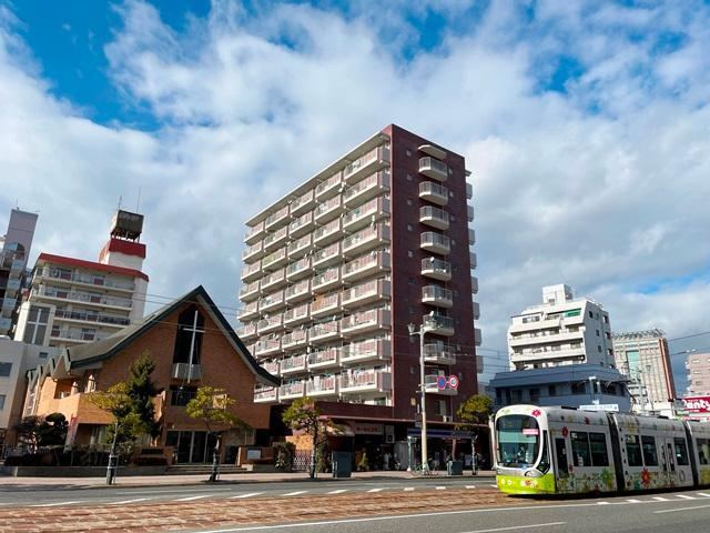3LDK apartment in Naka Ward, Hiroshima - Photo 1