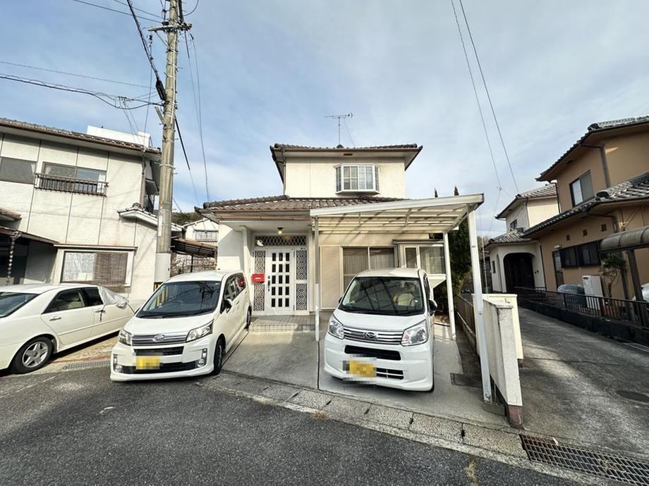 4LDK house in Kure, Hiroshima - Photo 1