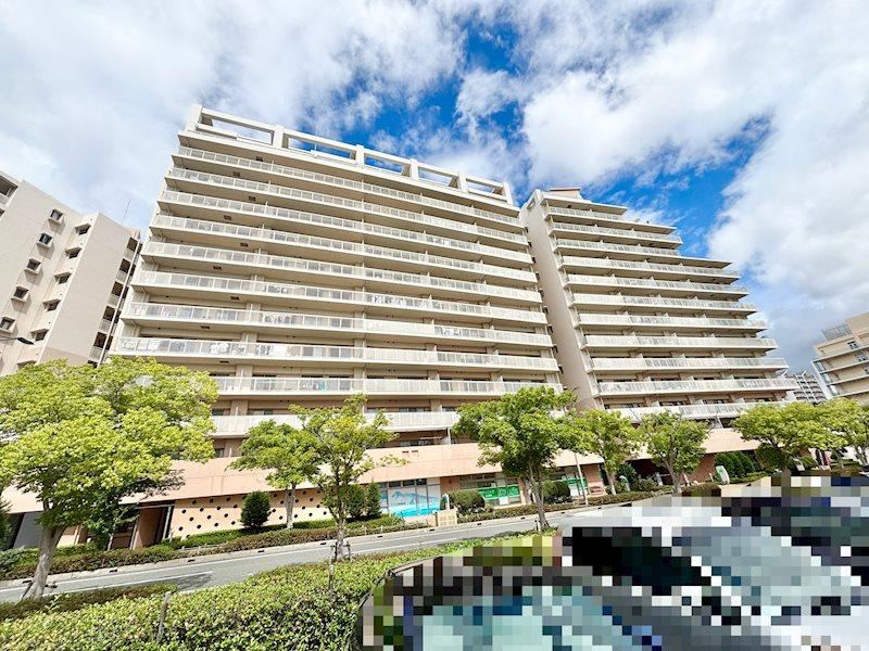 3LDK apartment in Nishinomiya, Hyogo - Photo 1