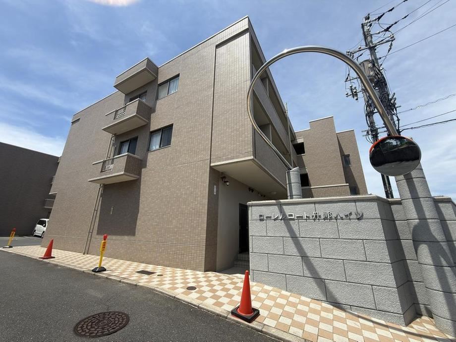 3LDK apartment in Minami Ward, Hiroshima - Photo 1
