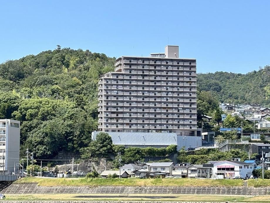 3LDK apartment in Nishi Ward, Hiroshima - Photo 1