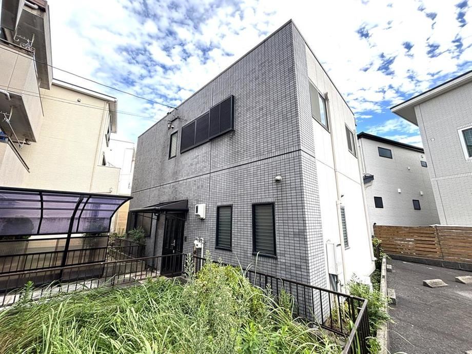 4LDK house in Nishi Ward, Nagoya, Aichi - Photo 1