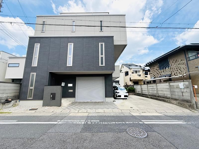 2LDK+S house in Chikusa Ward, Nagoya, Aichi - Photo 1