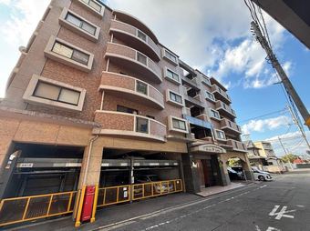 3LDK apartment in Aki Ward