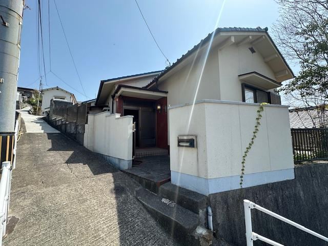 4LDK house in Kure, Hiroshima - Photo 1