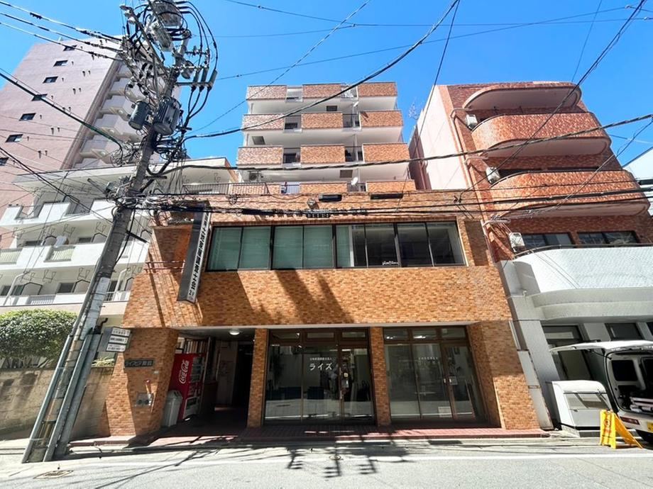 2LDK apartment in Chuo Ward, Fukuoka - Photo 1
