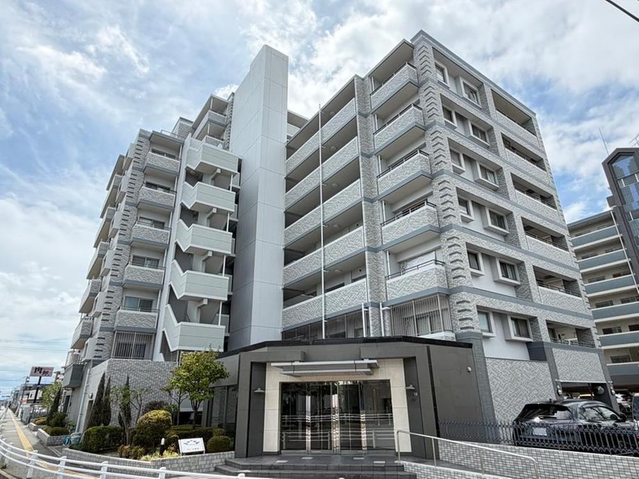 3LDK apartment in Hakata Ward, Fukuoka - Photo 1