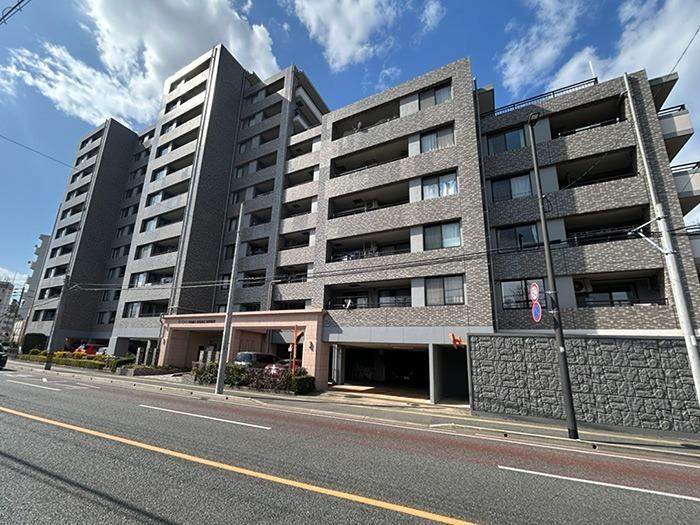 3LDK apartment in Minami Ward, Fukuoka - Photo 1