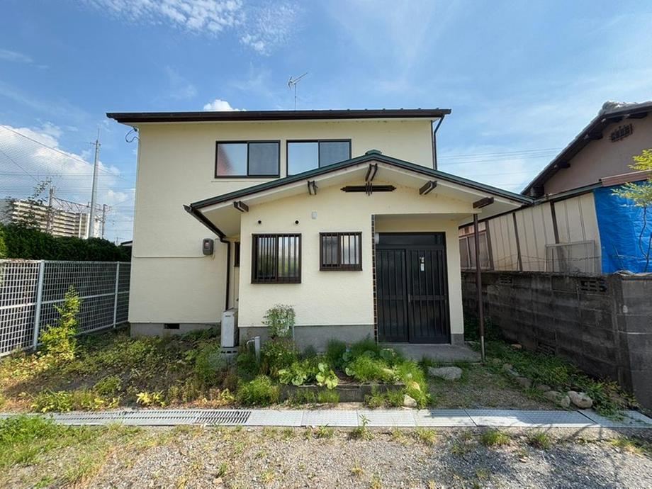5DK house in Otsu, Shiga - Photo 1
