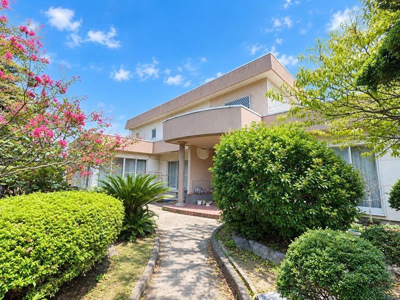 9LDK house in Itoshima, Fukuoka - Photo 1