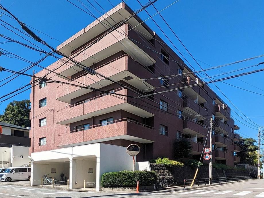 4LDK apartment in Minami Ward, Fukuoka - Photo 1