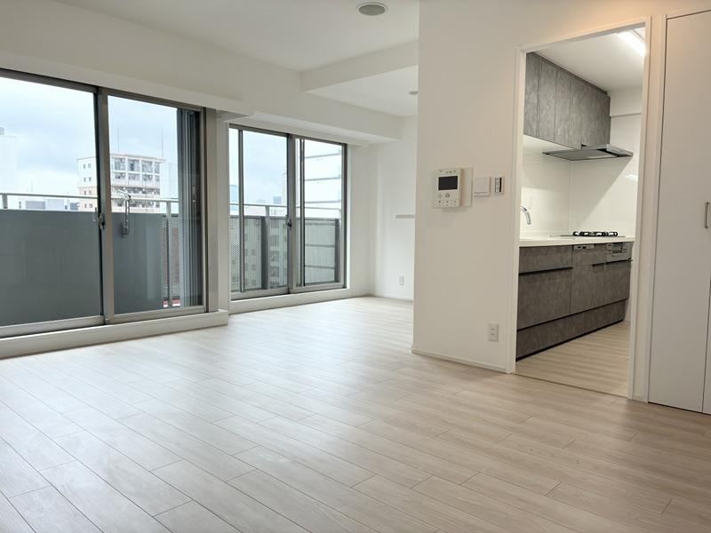 2LDK apartment in Chuo Ward, Osaka - Photo 1