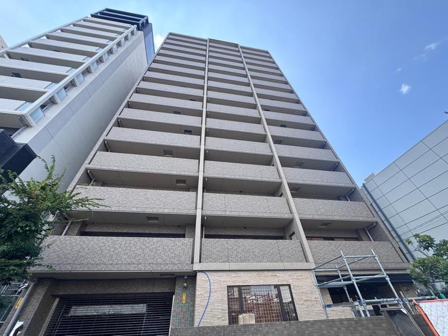 3LDK apartment in Chuo Ward, Osaka - Photo 1