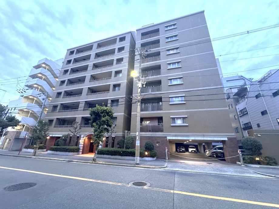 4LDK apartment in Tennoji Ward, Osaka - Photo 1