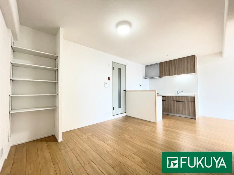 2LDK apartment in Higashisumiyoshi Ward, Osaka - Photo 1