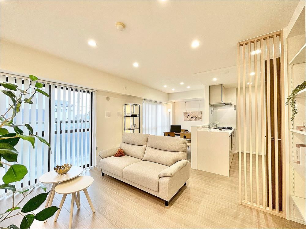 1LDK+S apartment in Ayase, Kanagawa - Photo 1