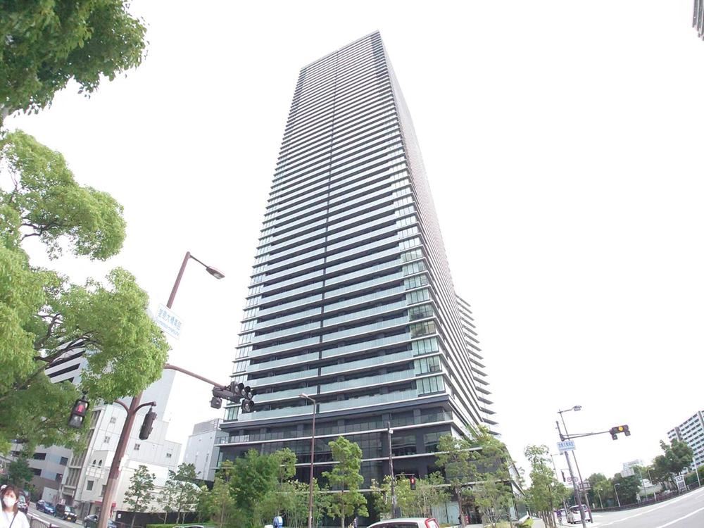 2LDK apartment in Kita Ward, Osaka - Photo 1