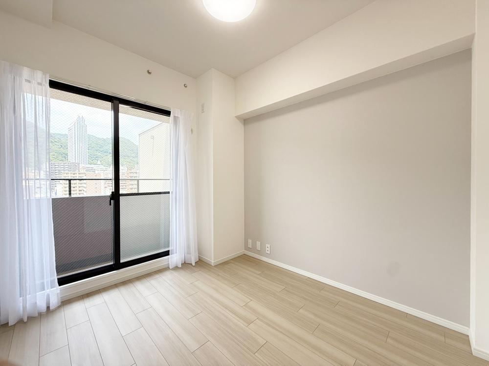 3LDK apartment in Chuo Ward, Kobe, Hyogo - Photo 1