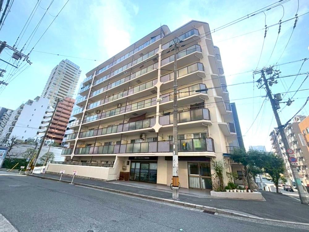 3DK apartment in Chuo Ward, Osaka - Photo 1