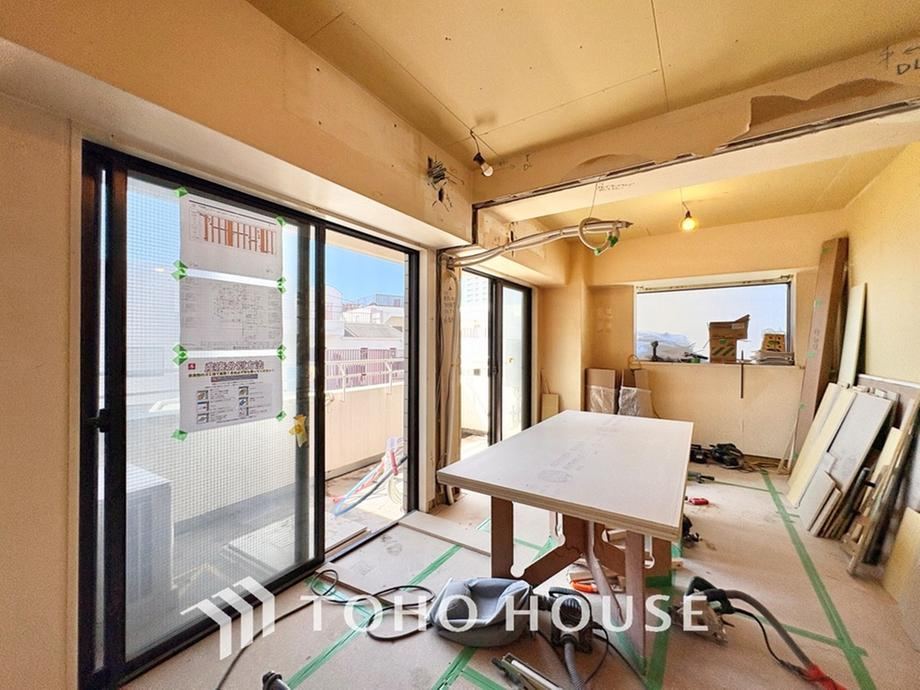 2LDK apartment in Nakano Ward, Tokyo - Photo 1