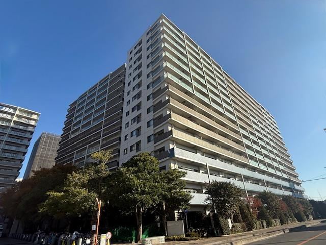 3LDK apartment in Toda, Saitama - Photo 1