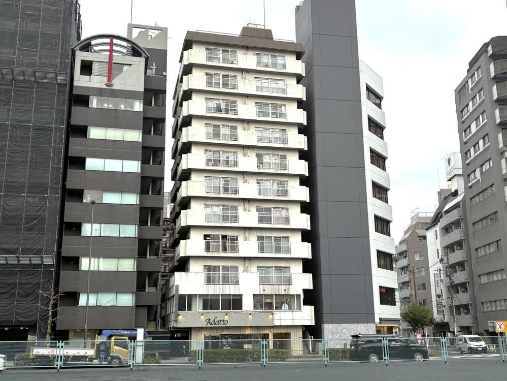 2DK apartment in Sumida Ward, Tokyo - Photo 1