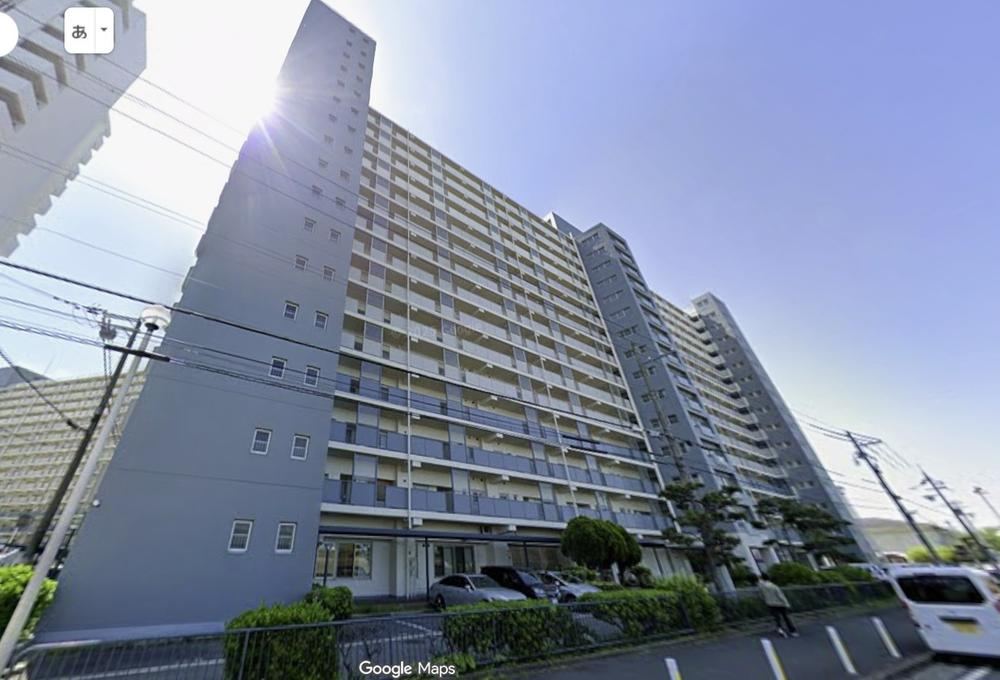 3LDK apartment in Nishinomiya, Hyogo - Photo 1