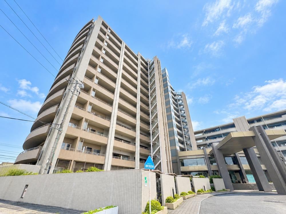 3LDK apartment in Chigasaki, Kanagawa - Photo 1