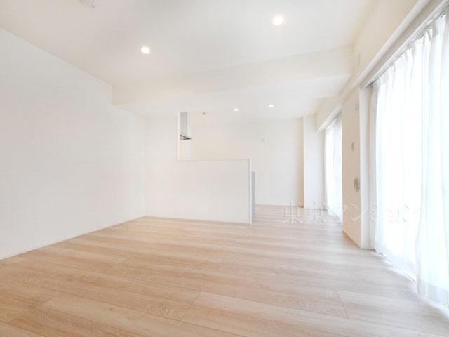 2LDK apartment in Kita Ward, Tokyo - Photo 1