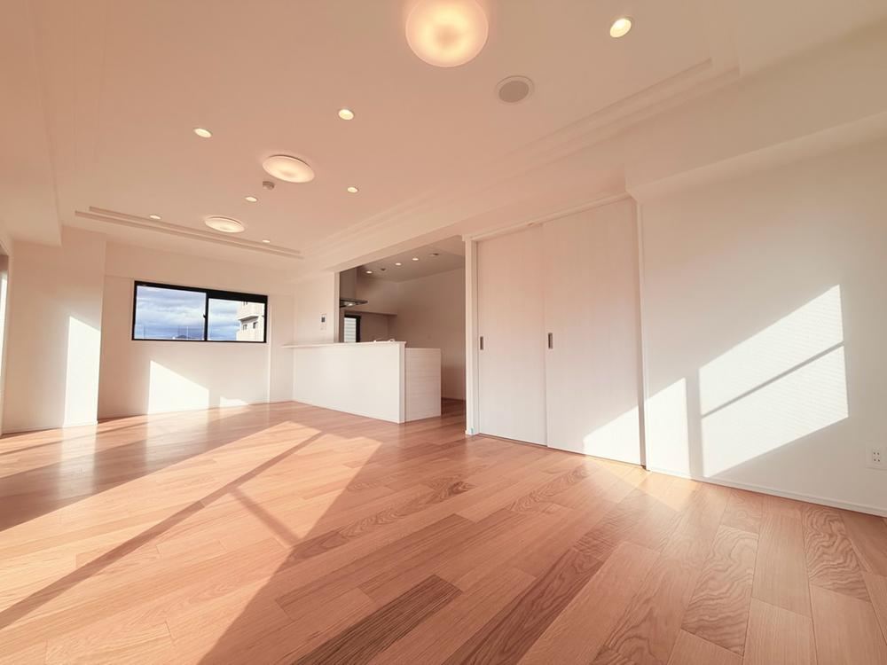 4LDK apartment in Nishi Ward, Hiroshima - Photo 1