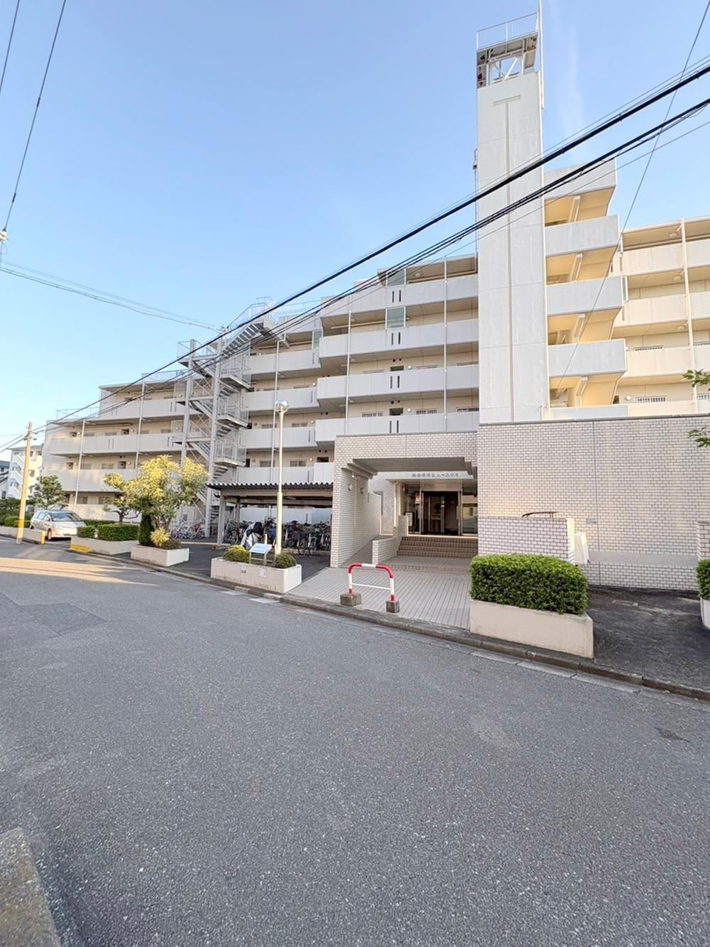 3LDK apartment in Urawa Ward, Saitama - Photo 1