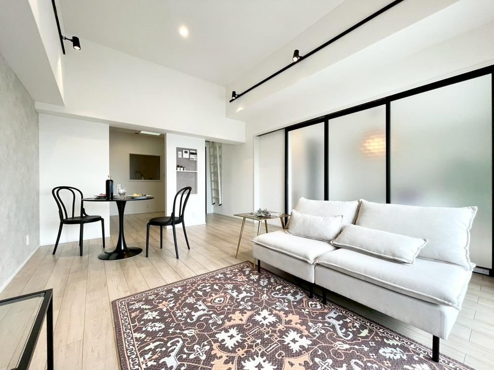 3LDK apartment in Takatsuki, Osaka - Photo 1