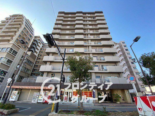 3LDK apartment in Sakai Ward, Sakai, Osaka - Photo 1