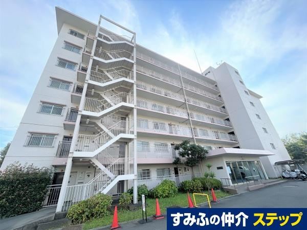 1LDK+2S apartment in Asao Ward, Kawasaki, Kanagawa - Photo 1
