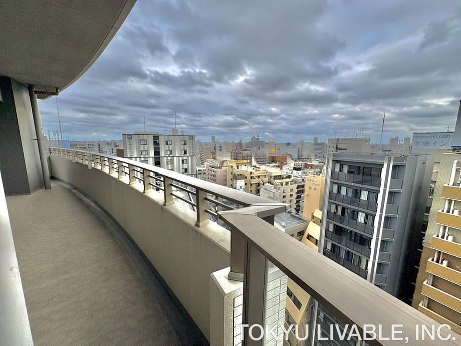 2LDK apartment in Toshima Ward, Tokyo - Photo 1