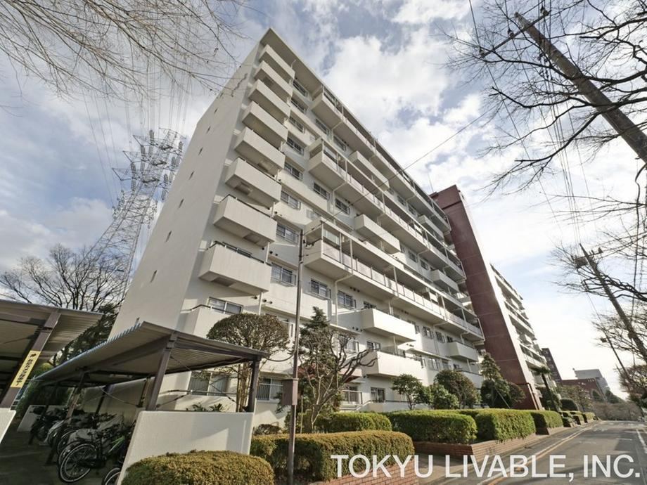 4LDK apartment in Asao Ward, Kawasaki, Kanagawa - Photo 1