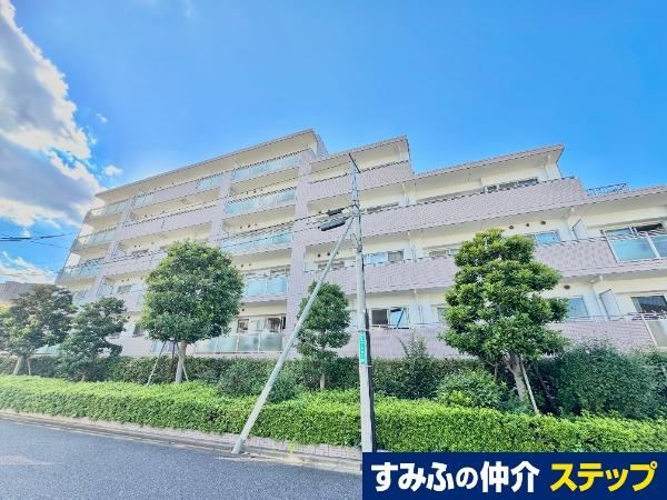 4LDK apartment in Setagaya Ward, Tokyo - Photo 1