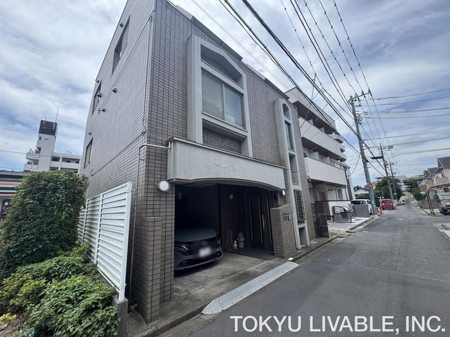 4LDK+S house in Nerima Ward, Tokyo - Photo 1