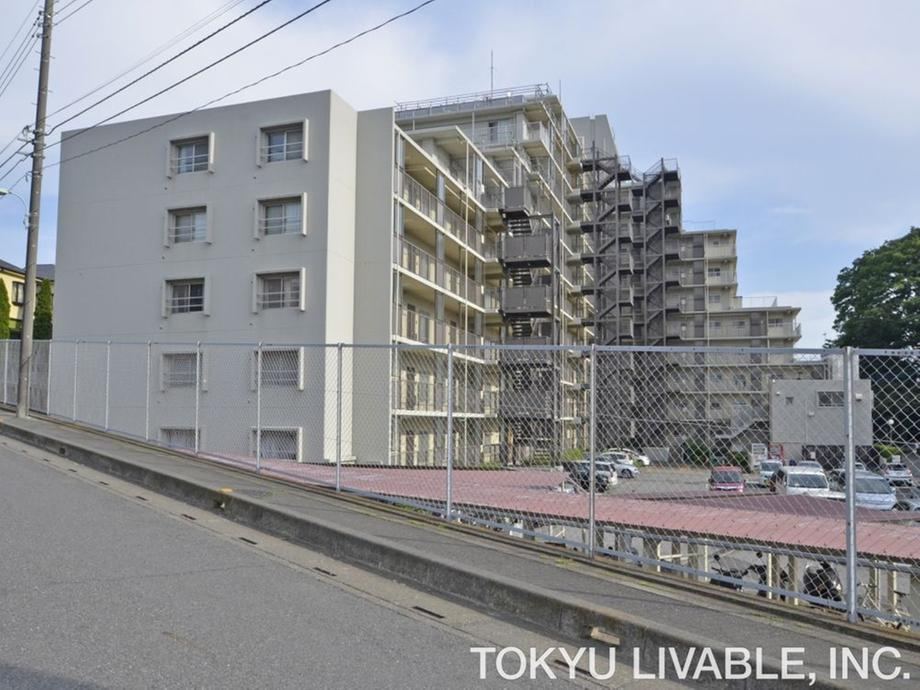 3LDK apartment in Omiya Ward, Saitama - Photo 1