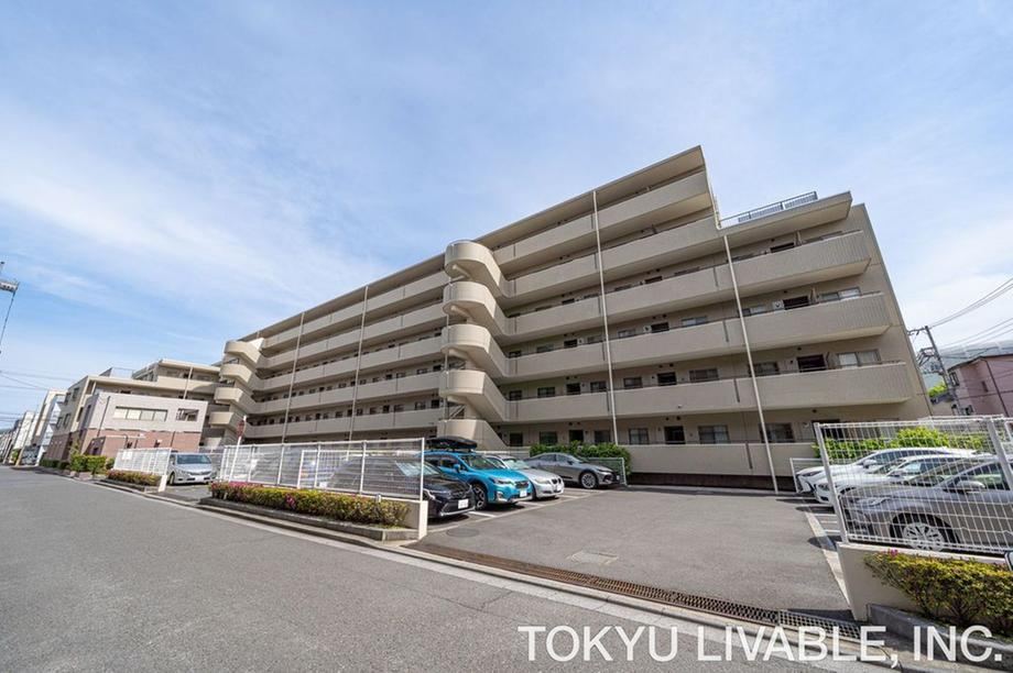 2LDK apartment in Minami Ward, Saitama - Photo 1