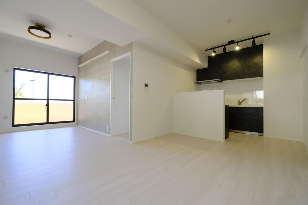 3LDK apartment in Nishi Ward, Hiroshima - Photo 1