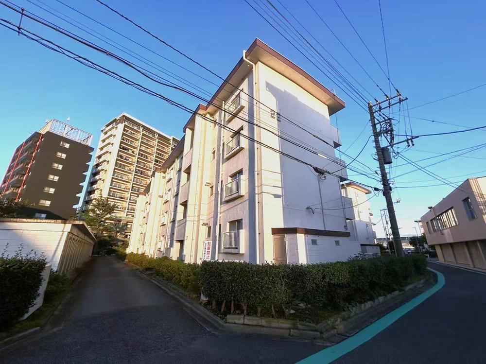 3K apartment in Mihama Ward, Chiba - Photo 1