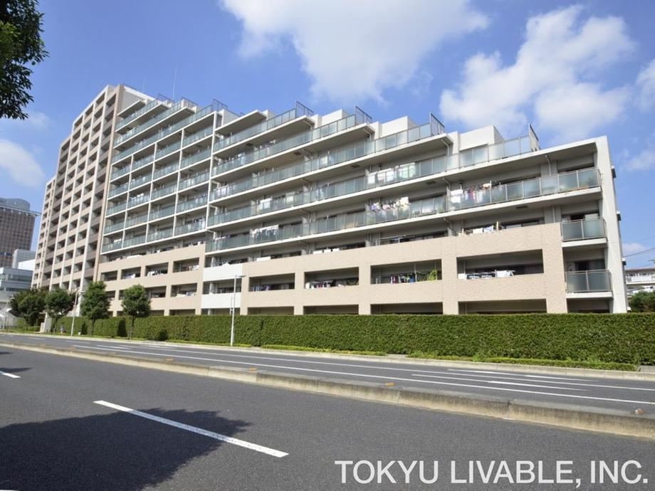 3LDK apartment in Urawa Ward, Saitama - Photo 1